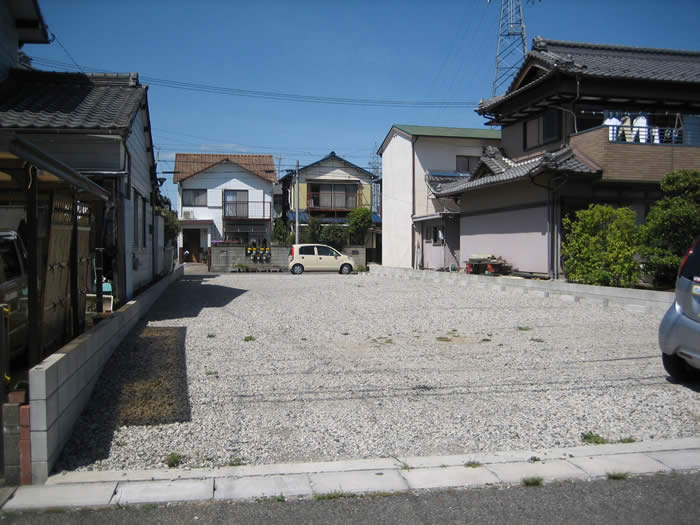 板津パーキング